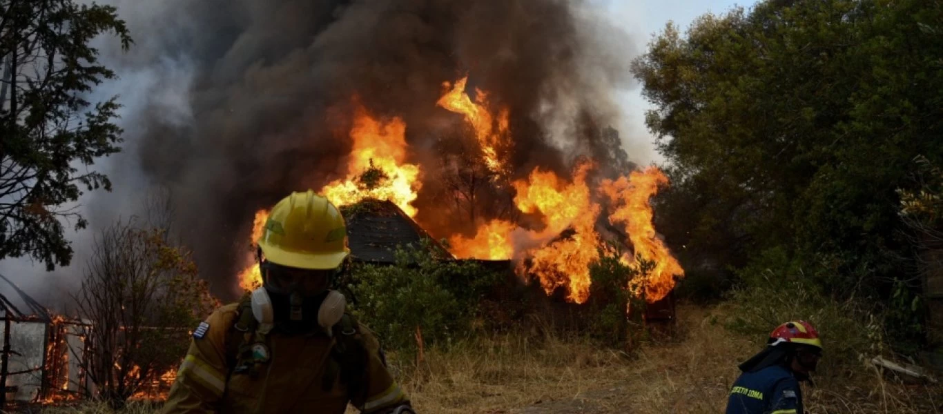 Φωτιά στην Αρκαδία: Σε εξέλιξη η πυρκαγιά στη Γορτυνία - Απείλησε τους οικισμούς Λιβαδάκι και Τουμπίτσι